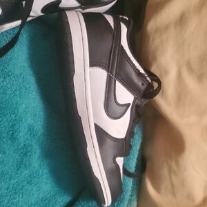 Nike Black and White Athletic Shoes